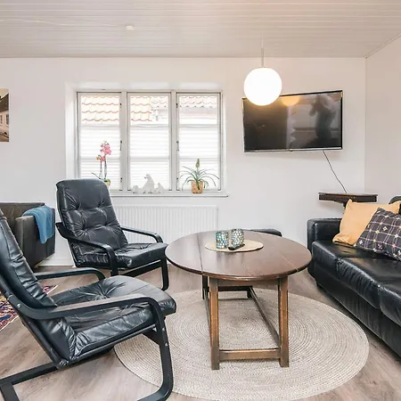 Townhouse With & Activity