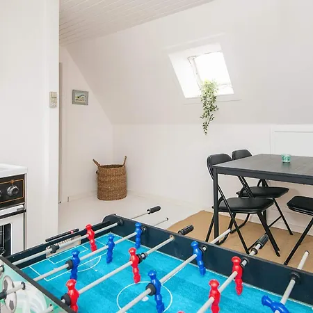 Townhouse With & Activity *